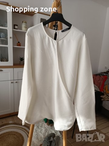 Елегантна нова блуза Манго с акцент, снимка 1 - Ризи - 40705111