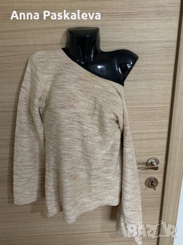 Жълта блуза с дълъг ръкав златисти нишки и панделки