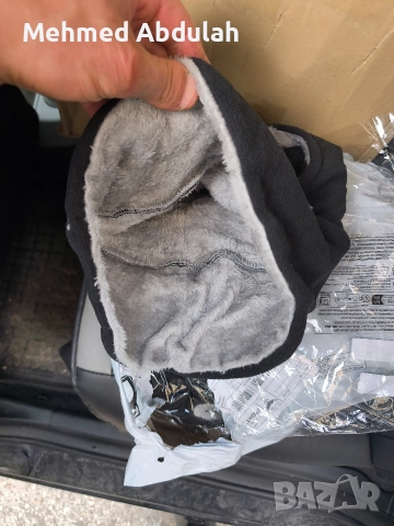 Два цвята зимна термична шапка , снимка 9 - Шапки - 52996708