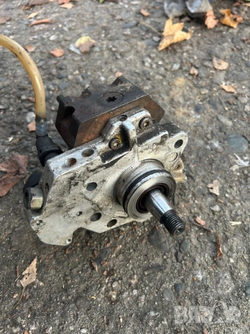 ГНП Renault  Помпа 8200170377  0445010033 горивна помпа 2.2 DCI 2.5