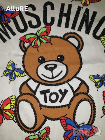 Moschino Налични Тениски S M L, снимка 2 - Тениски - 40734383