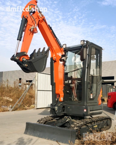 Багер Kubota DT15- с кабина