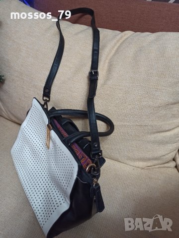 Елегантна дамска чанта, снимка 3 - Чанти - 43756253