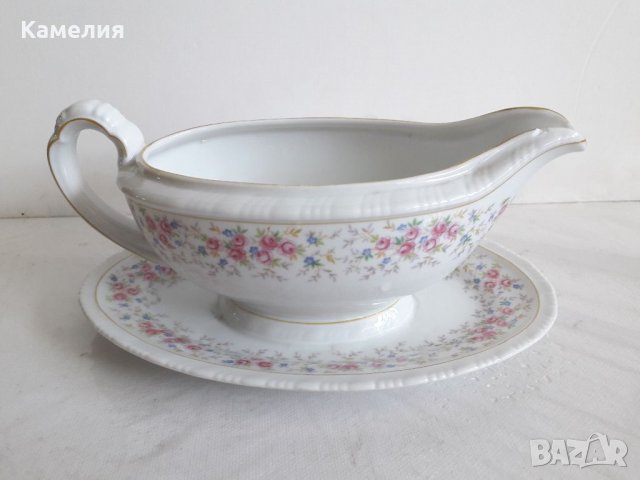 Порцеланова сосиера с чинийка , снимка 1