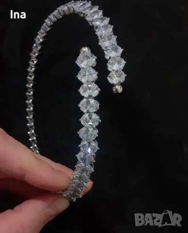 Цирконово колие , снимка 5 - Колиета, медальони, синджири - 53193937
