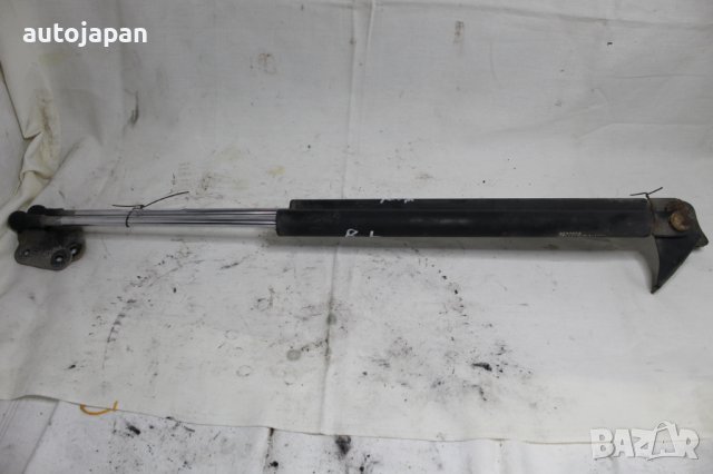 Амортисьори багажник Мазда 5 2.0 146кс 05г Mazda 5 2.0 146hp 2005, снимка 3 - Части - 43569072