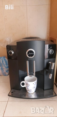 Кафе автомат Jura Impressa C5 на зърна, снимка 6 - Кафемашини - 52384600