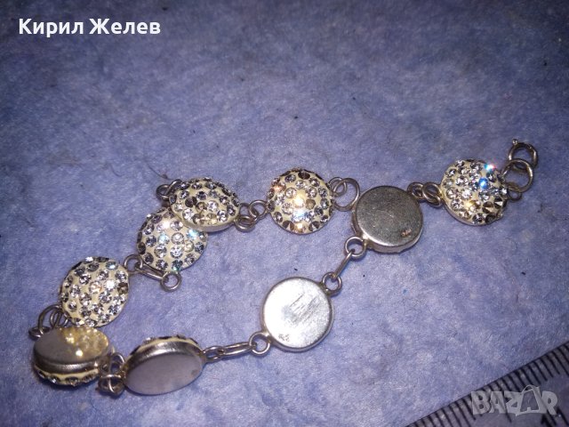 СРЕБЪРНА ФЕШЪН АРТ ГРИВА СРЕБРО 925 Част От КОМПЛЕКТ с БЯЛ ЕМАЙЛ и КРИСТАЛИ 37359, снимка 10 - Гривни - 40488228