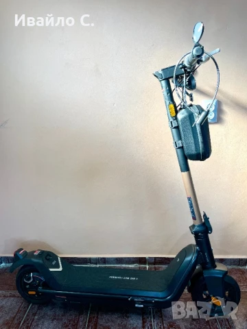 Ел Тротинетка NIU KQi3 Pro, снимка 2 - Други спортове - 51108701