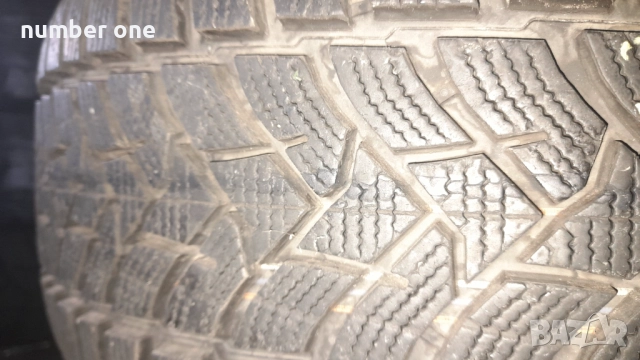 Гуми 225 55 17 дънлоп, снимка 2 - Гуми и джанти - 51982644