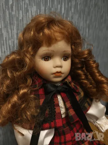 Колекционерска порцеланова кукла 70 год, снимка 3 - Колекции - 50317442