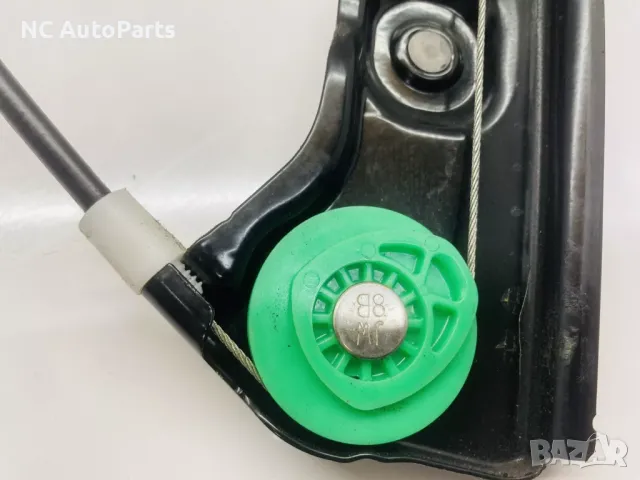 Ел мотор за предна лява врата ОРИГИНАЛЕН за BMW БМВ 3та серия Е90 Е91 6927027 / 0130822226 2008, снимка 5 - Части - 47851664