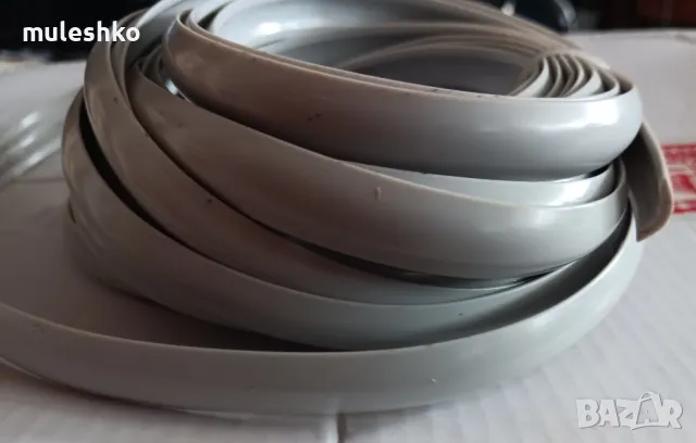 Вложка за лайсна 12 мм светло сива