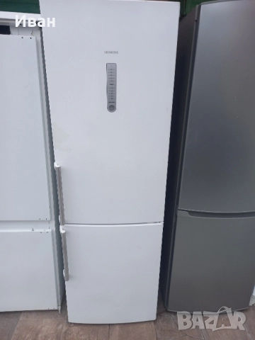 Хладилник с фризер Сименс 