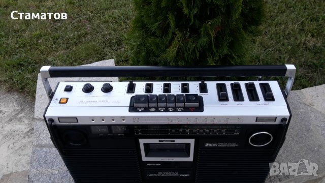 Радиокасетофон Radiotone 8911, снимка 3 - Радиокасетофони, транзистори - 37921320