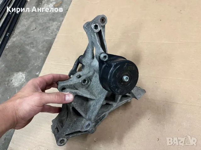 Обтегача на ремъка за VW Golf 3 1.9 TDI, снимка 2 - Части - 50427887