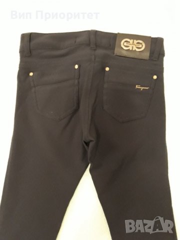 Марков тъмно син панталон SALVATORE FERRAGAMO , дълъг панталон , по крака , скъпа материя, снимка 12 - Панталони - 37450415