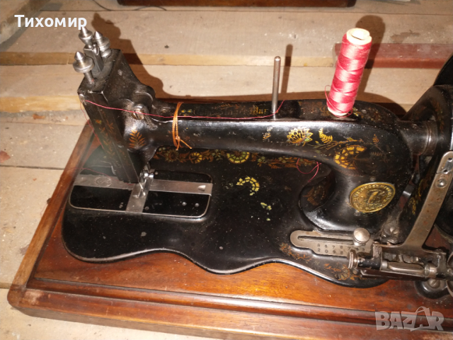 Шевна машина СИНГЕР, снимка 4 - Антикварни и старинни предмети - 36560772