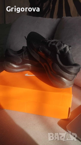 Дамски маратонки Nike, снимка 8 - Маратонки - 53140188