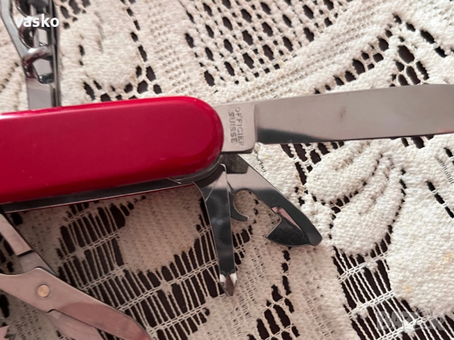 Victorinox Swisschamp-нов, снимка 8 - Ножове - 52519024
