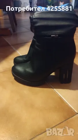 Боти, снимка 12 - Дамски боти - 47461248