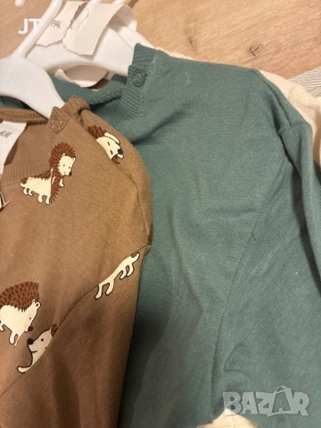 Блузи HM, снимка 3 - Детски Блузи и туники - 53010687