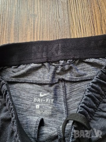 Страхотно мъжко спортно долнище NIKE размер S, снимка 4 - Спортни дрехи, екипи - 52354856