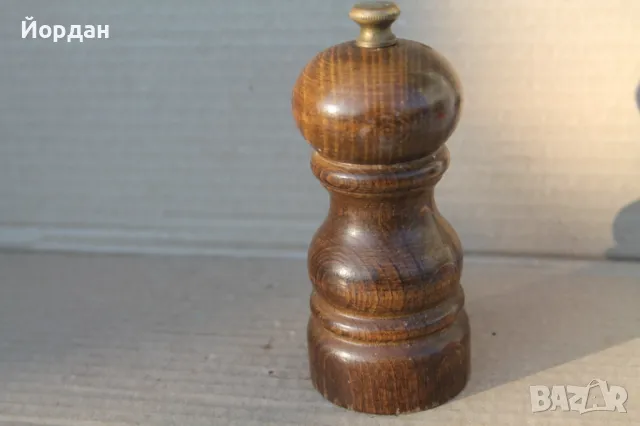 Френска мелница за пипер