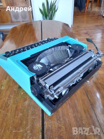 Стара пишеща машина, снимка 7 - Антикварни и старинни предмети - 37665363