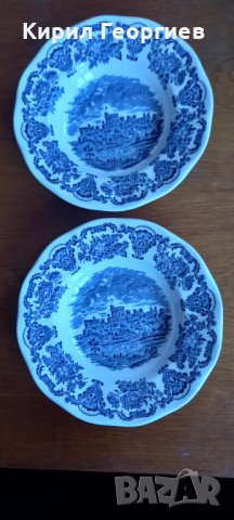 Две  красиви порцеланови чинии 