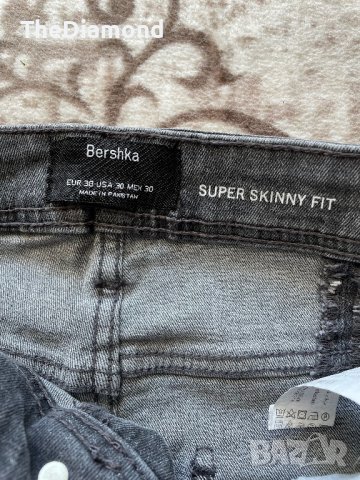 Мъжки дънки Bershka (Еластичен), снимка 4 - Дънки - 38279920
