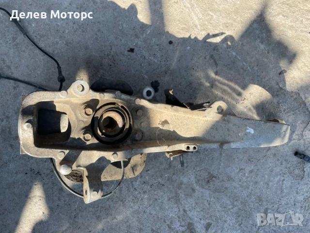 Шенкел главина десен за Infiniti FX 37 S, 320 ph., 2009, engine VQ37VHR, 157 000 km, снимка 2 - Части - 50821924