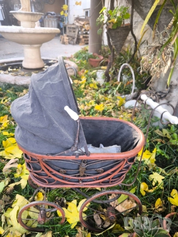 винтидж количка , снимка 2 - Антикварни и старинни предмети - 48677674