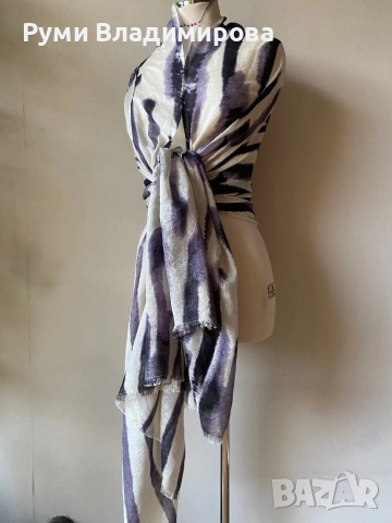 Бял шал с лилави мотиви с 50 % вълна и 50 % коприна, Beck Sondergaard