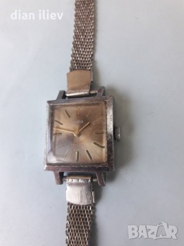 Стар дамски механичен часовник -Заря , снимка 7 - Антикварни и старинни предмети - 28647197