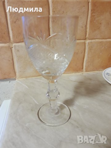 Купувам,кристални чаши за Вино,ракия, стара серия"Виолета" , снимка 3 - Чаши - 35650957