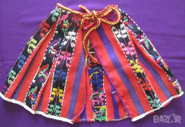 19 век Фолк Арт Детски Костюм ръчна бродерия, снимка 5 - Антикварни и старинни предмети - 35196440