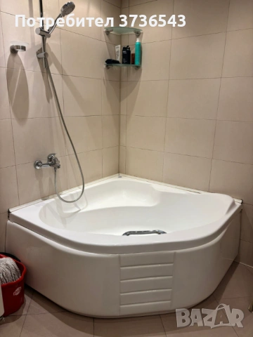 Ъглова вана ACRILAN 125×125 см с дръжка, снимка 2 - Душ кабини и вани - 53154763