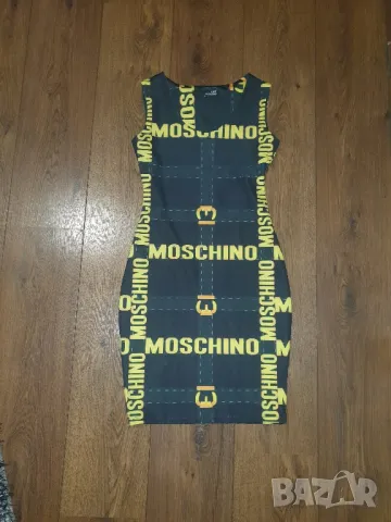 Moschino рокля , снимка 3 - Рокли - 47729623