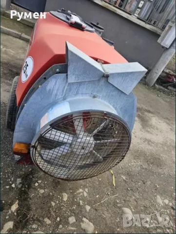 Вентилаторна пръскачка 1100лтр, снимка 7 - Селскостопанска техника - 50196010