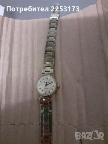 Дамски часовник Чайка от соц.време, снимка 1 - Антикварни и старинни предмети - 39511994
