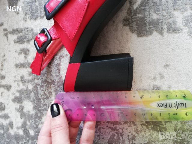 Модерни дамски сандали в червен цвят. Промо цена само 69.00 лева. , снимка 2 - Сандали - 33666977