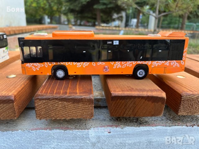 Автобуси макети играчки, снимка 5 - Играчки за стая - 37909619