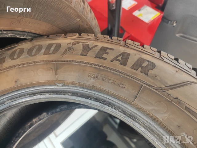 1бр.зимна гума 215/60/16 Goodyear, снимка 4 - Гуми и джанти - 51129200
