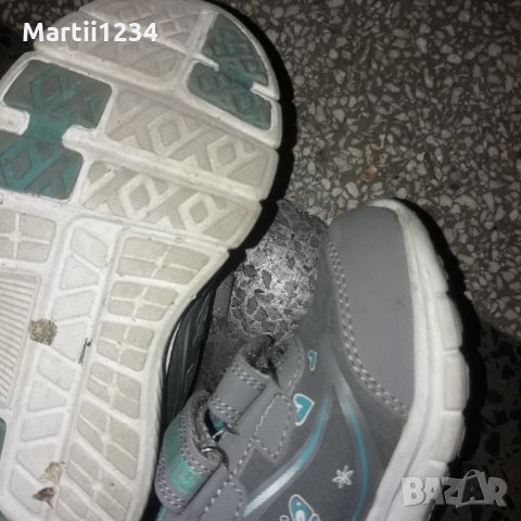 Детски маратонки 25ти номер, снимка 5 - Детски маратонки - 35500820