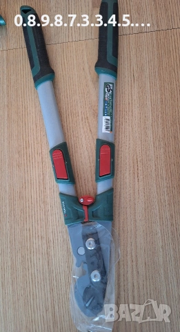 телескопична ножица за клони на Парксайд, снимка 3 - Градински инструменти - 53071661