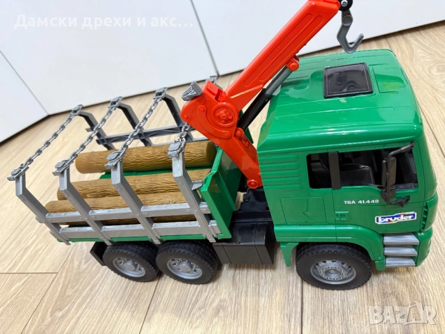 Детски камион Man Bruder с щипка и дърва, снимка 3 - Коли, камиони, мотори, писти - 53486803