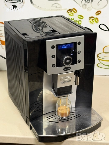 Кафемашина кафе автомат delonghi perfecta с гаранция, снимка 4 - Кафемашини - 53377017
