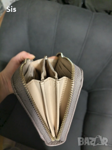 Дамско портмоне LAUREL - GUESS, снимка 7 - Портфейли, портмонета - 53079704