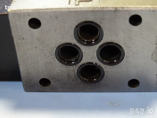 Хидравличен разпределител Rexroth 4WE6E51/AG24NZ4 operated directional control valve, снимка 6 - Резервни части за машини - 48691732
